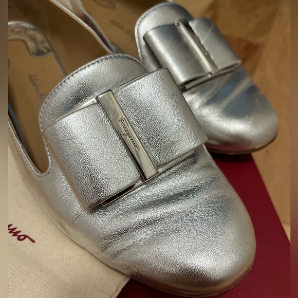Ferragamo Metallic Sarno - Picture 2 of 7